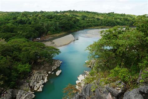 Bulacan – Travel guide at Wikivoyage.